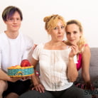 Krayana Chias in 'Sugar Mommy Got Shamefully Busted'