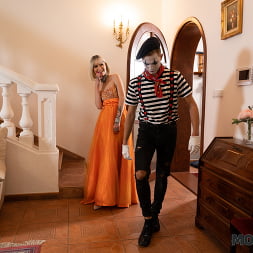 Friend with Benefit of Mime
