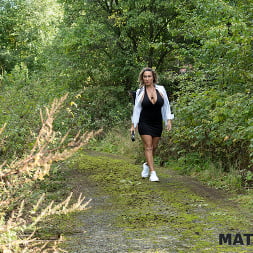 Wrong Turn, Right Pussy