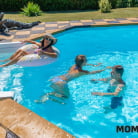 Elle in 'Sunstroke at the Pool of Love'