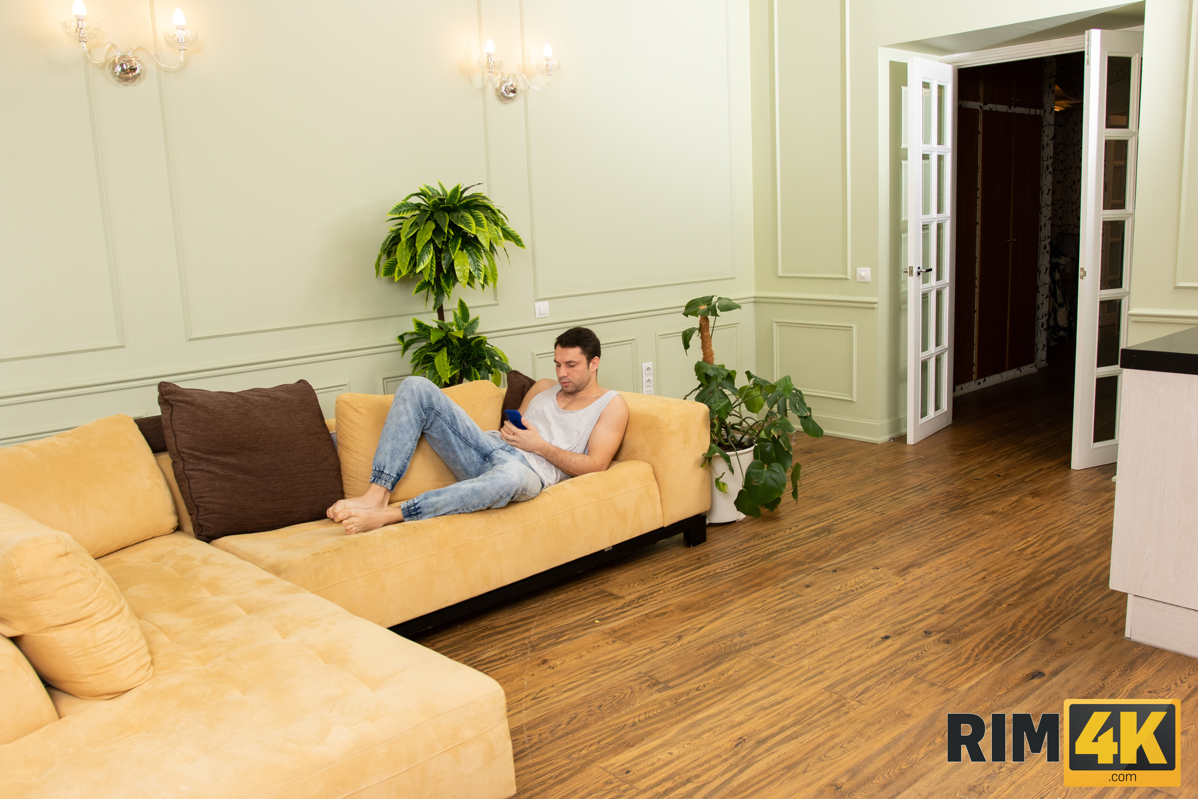 The Art of Rimming in the Workspace